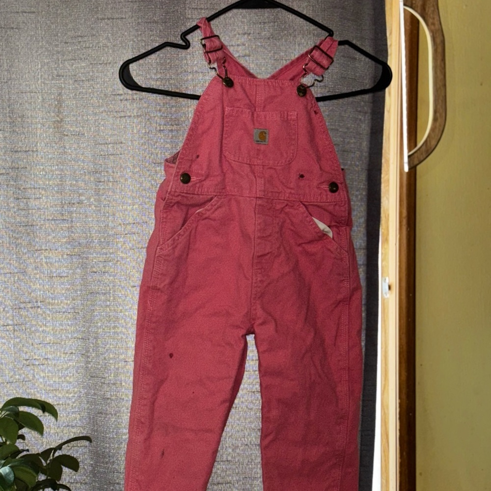 Kids pink carhartt